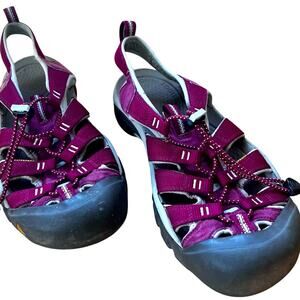 KEEN Women’s 10.5 Newport H2 Waterproof Hiking Sandals Burgundy Sport Outdoor